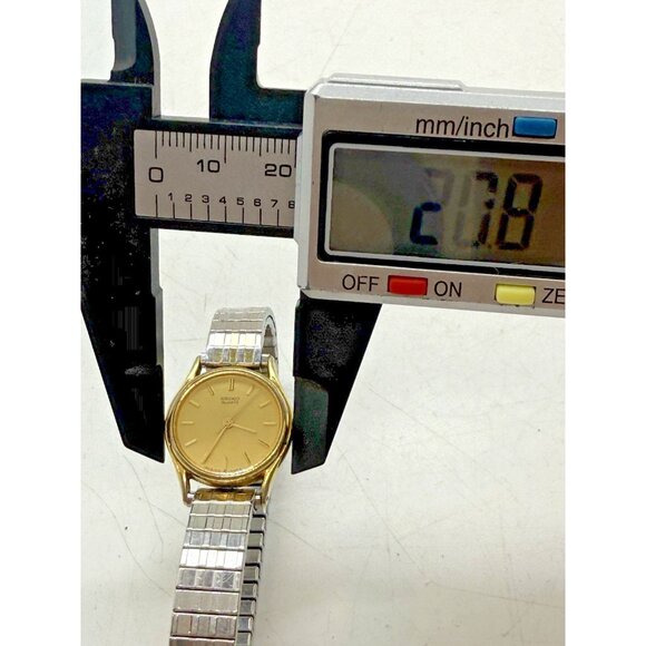 Vtg Seiko Quartz Womens Watch Gold Silver Two Tone Stretch Bracelet 2C21-0029 RO - Picture 4 of 6